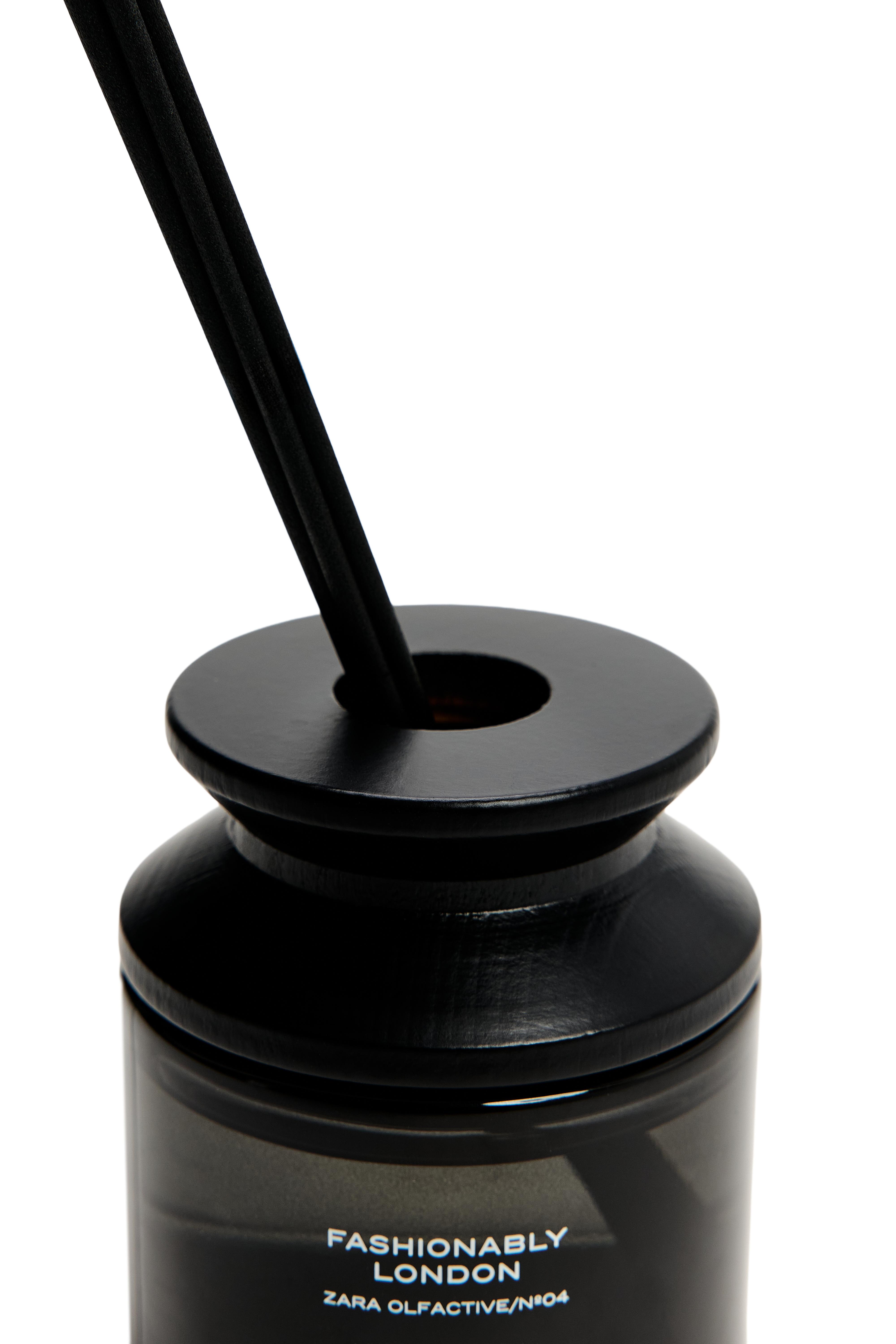 FASHIONABLY LONDON SCENT DIFFUSER 90ML (3.04 FL. OZ)